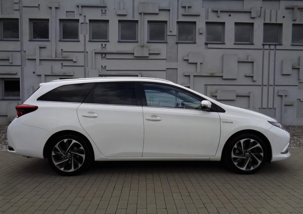 Toyota Auris cena 55900 przebieg: 212000, rok produkcji 2015 z Częstochowa małe 667
